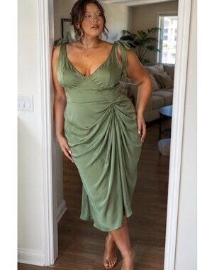 Pretty Little Thing Sz 20 Dress Sage Green wire cups Ruched Lined Wedding Party